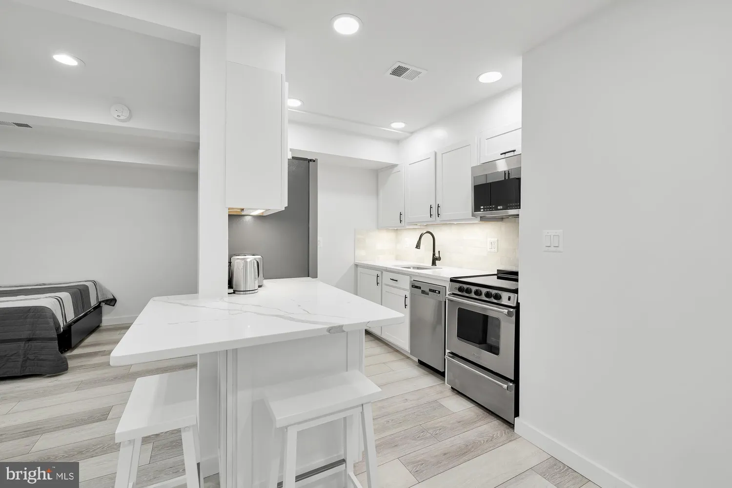 $2,340 | 1821 19th Street Northwest, Unit 1, Washington, DC 20009