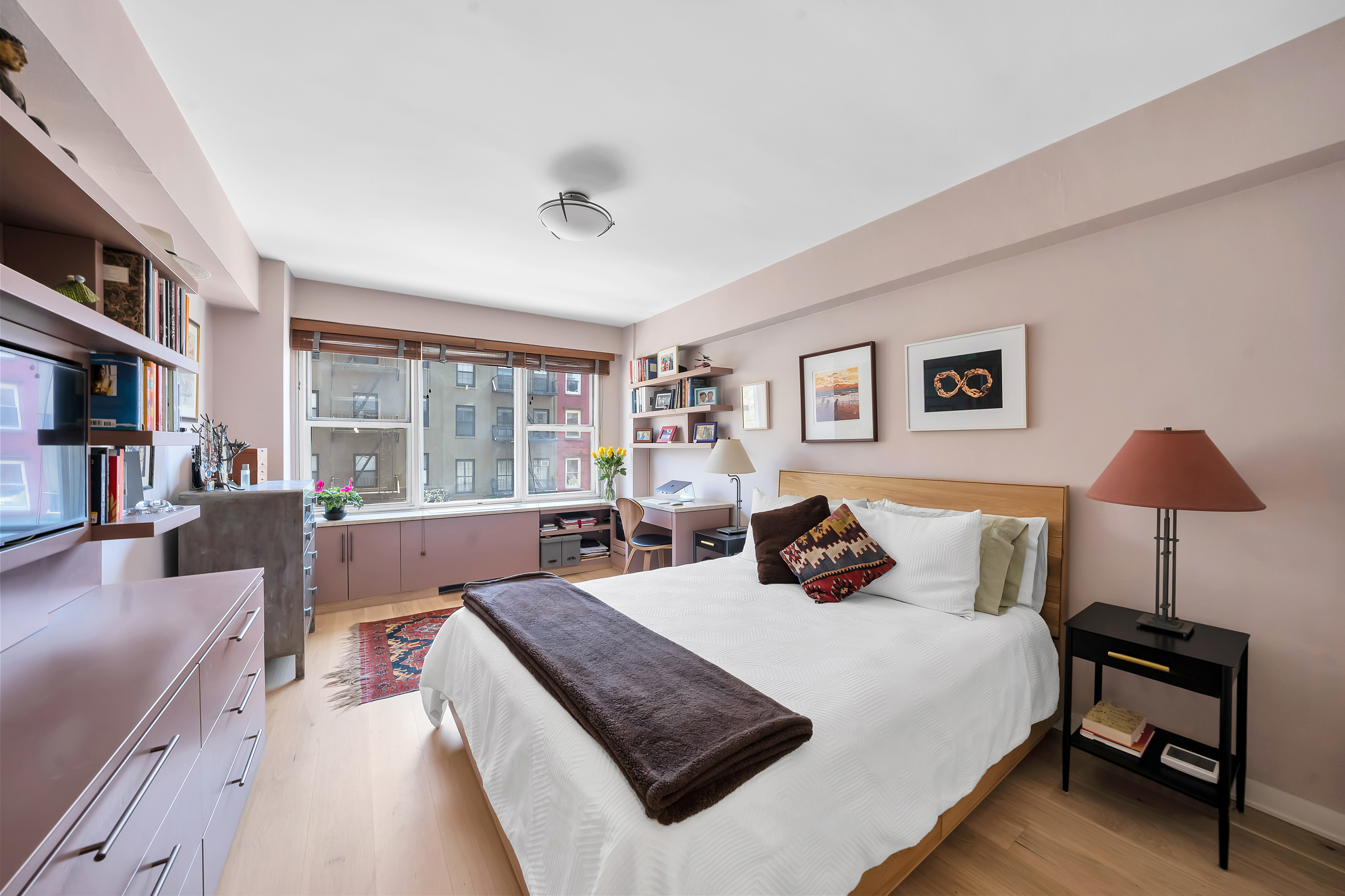 33 Greenwich Avenue, Unit 3G Manhattan, NY 10014 - Photo 3 of 6