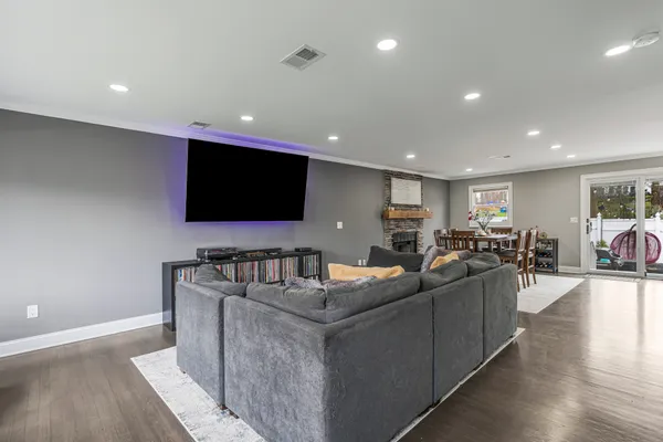 $850,000 | 220 3rd Street, Green Brook, NJ 07059