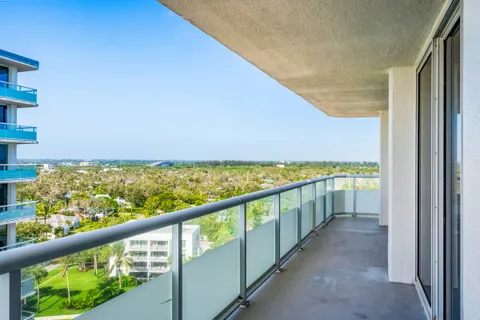 $849,000 | 3554 Ocean Drive, Unit 1101, Vero Beach, FL 32963