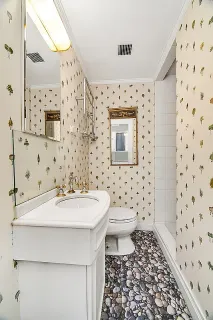 $525,000 | 936 5th Avenue, Unit MOC2 | Lenox Hill