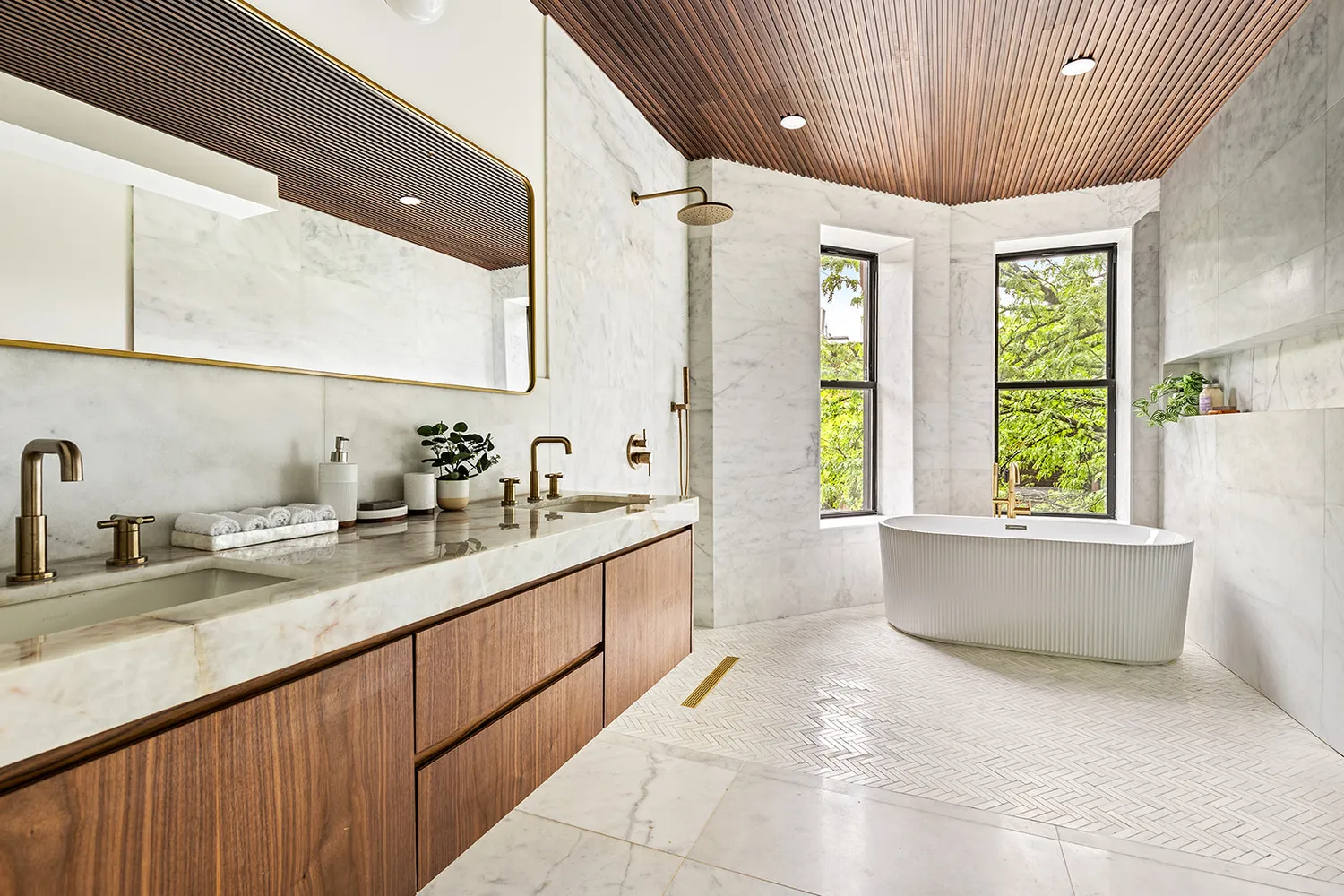 $2,849,000 | 370 Hancock Street | Bedford-Stuyvesant