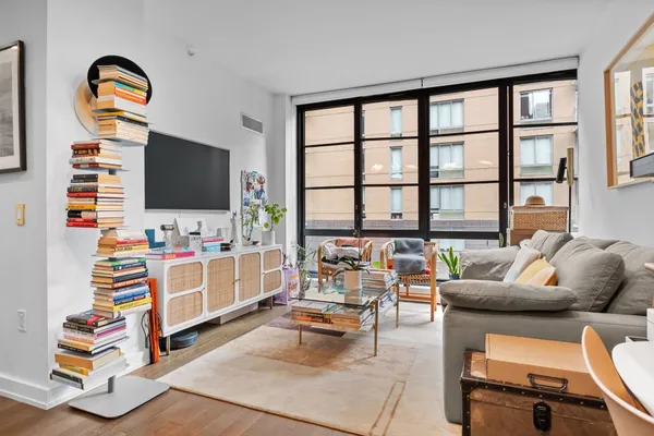 $6,950 | 261 West 25th Street, Unit 4A | Chelsea