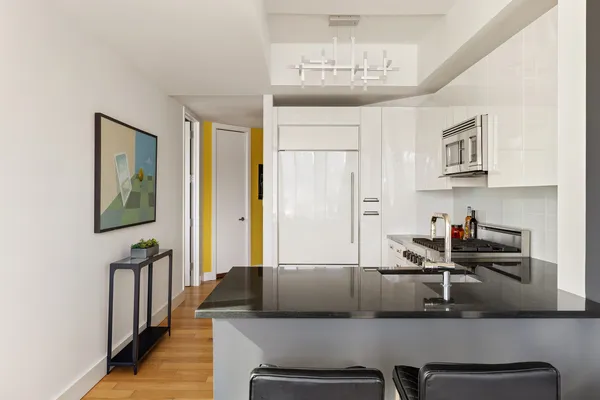 $1,650,000 | 46-30 Center Boulevard, Unit 610 | Long Island City