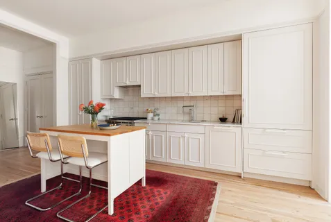 $1,450,000 | 1 Prospect Park West, Unit 2E | Park Slope