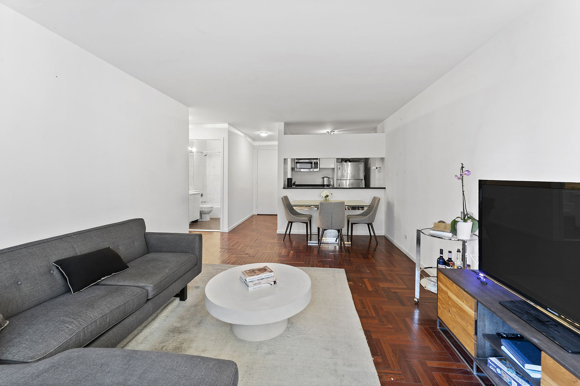 2373 Broadway, Unit 634 Manhattan, NY 10024 - Photo 3 of 10