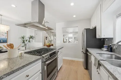 $1,995,000 | 1202 1st Street, Hermosa Beach, CA 90254