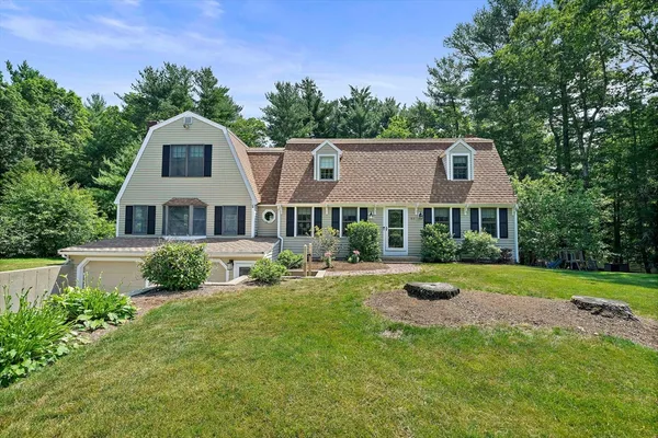 Contact Agent | 89 Sunset Way, Pembroke, MA 02359