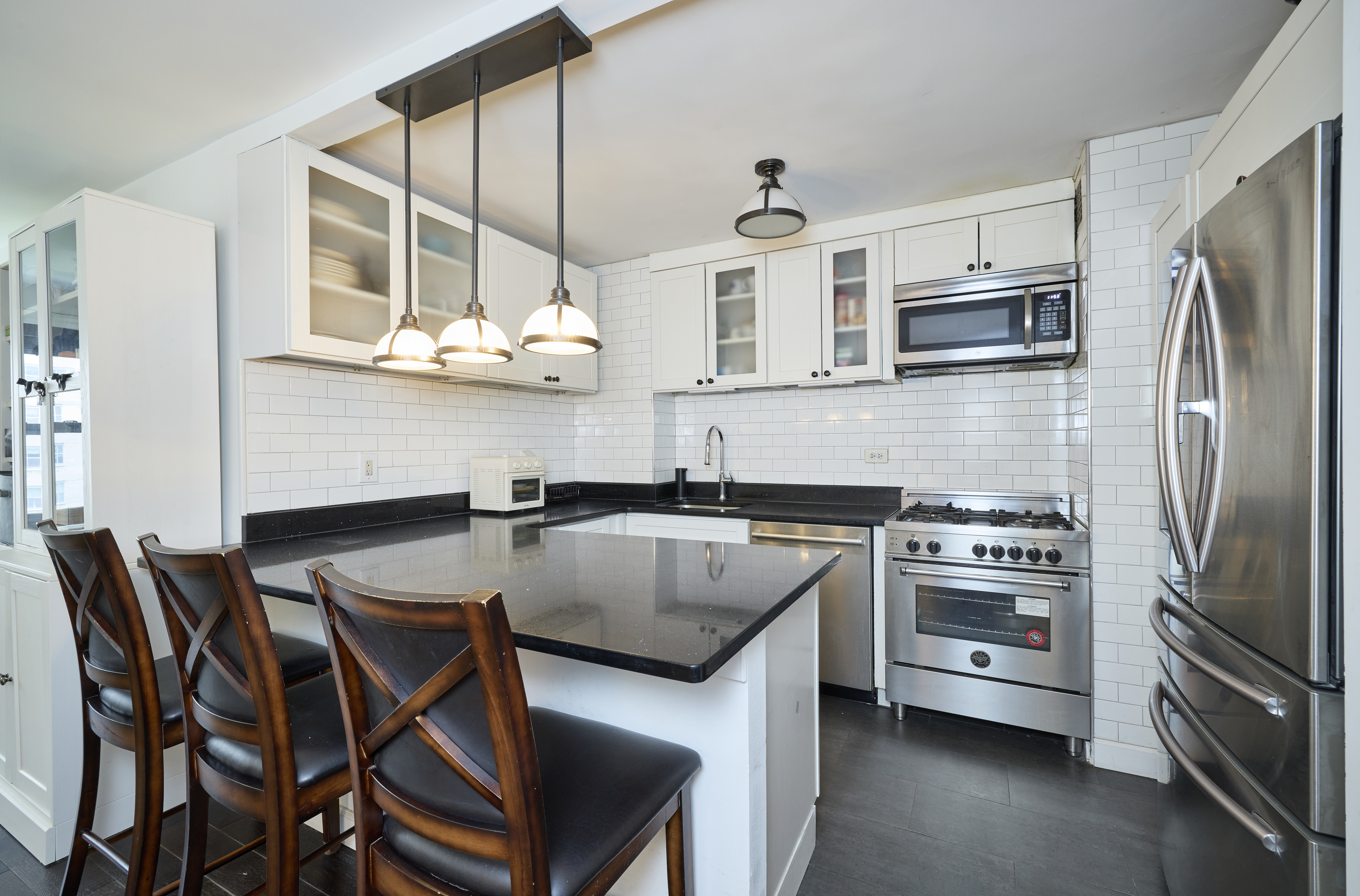 140 West End Avenue, Unit 9J Manhattan, NY 10023 - Photo 3 of 15