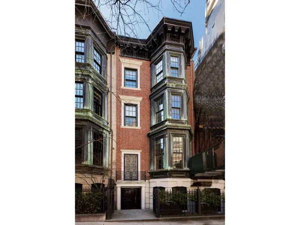 $39,500 | 136 East 65th Street | Lenox Hill