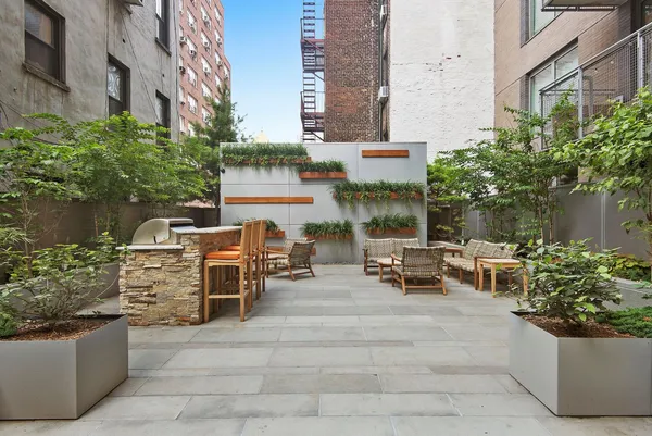 $5,400 | 225 East 34th Street, Unit 10K | Murray Hill