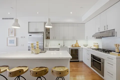 $2,600,000 | 135 West 4th Street, Unit 2W | Greenwich Village