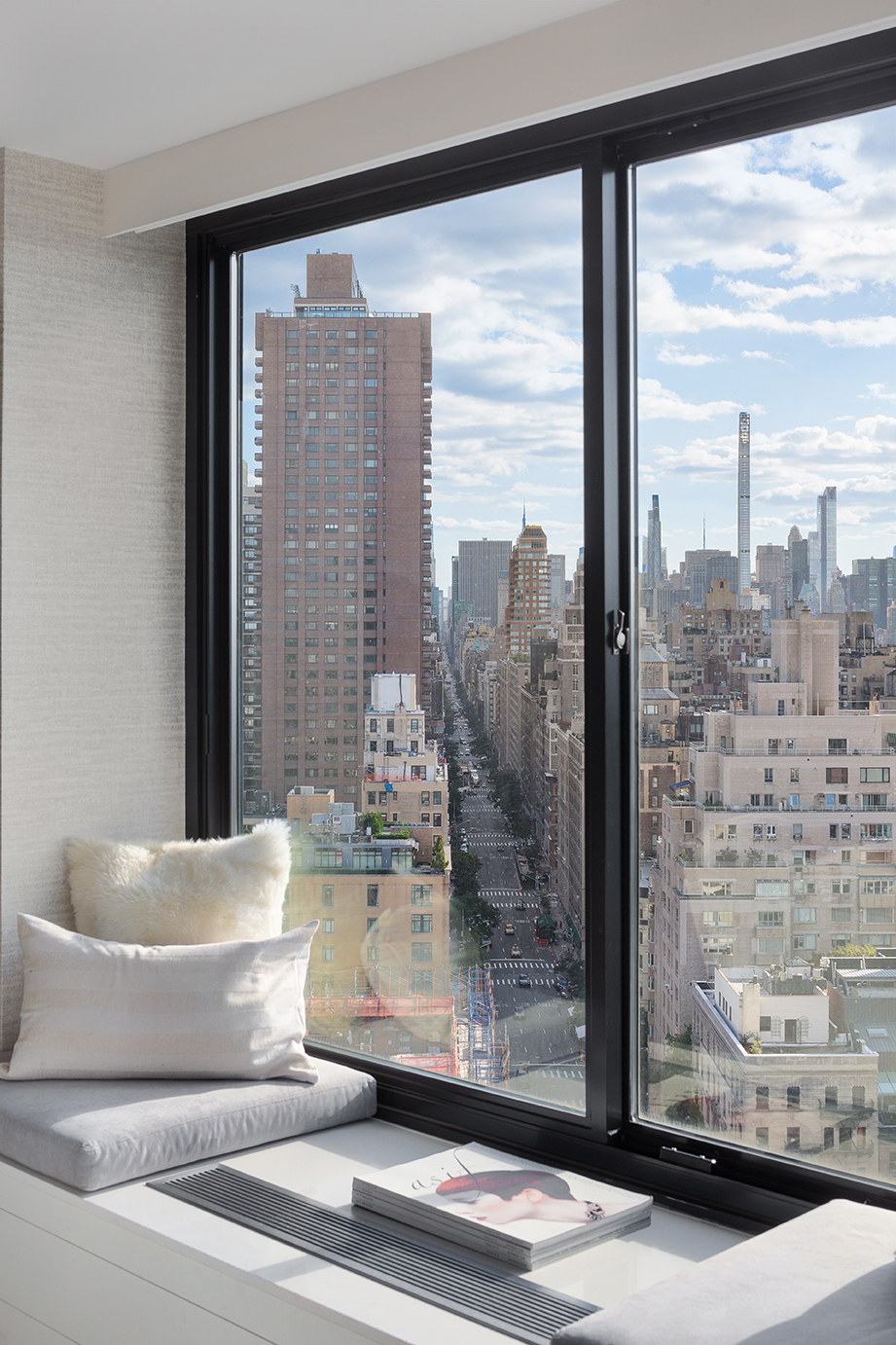 40 East 94th Street, Unit 22B Manhattan, NY 10128 - Photo 4 of 25