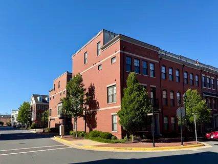$949,900 | 232 Bluemont Branch Terrace Southeast, Leesburg, VA 20175