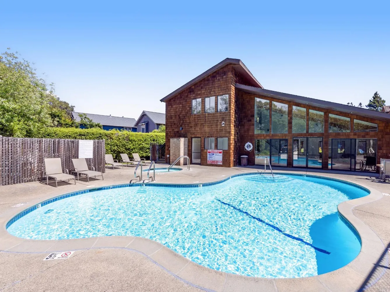 $679,000 | 65 Freedom Lane North, Petaluma, CA 94952