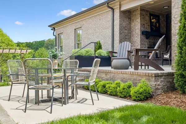 $2,100,000 | 1040 Falling Leaf Circle, Brentwood, TN 37027