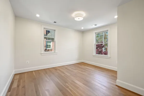 $2,195,000 | 22 West Spring Street, Alexandria, VA 22301
