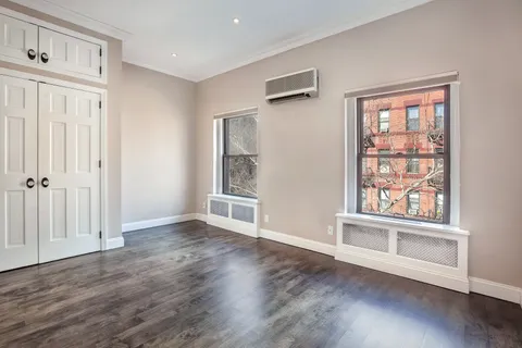 $4,995,000 | 222 East 32nd Street | Kips Bay