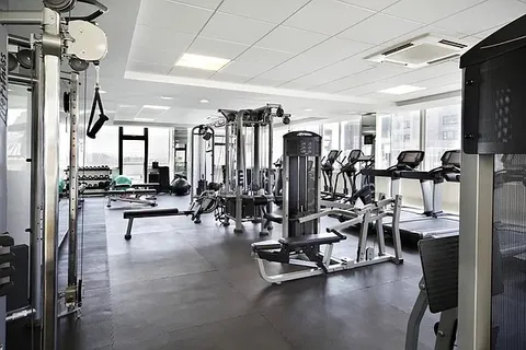 $6,000 | 220 East 65th Street, Unit 8J | Lenox Hill