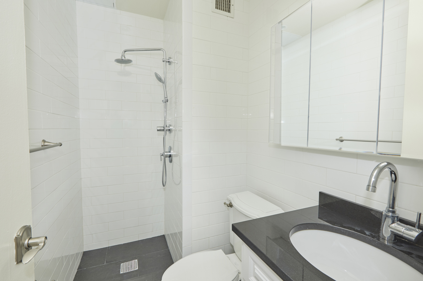 300 East 93rd Street, Unit 44B Manhattan, NY 10128 - Photo 8 of 12