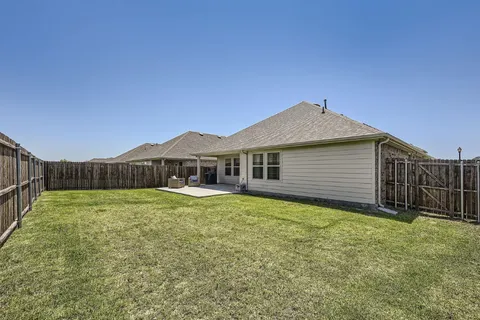 $299,900 | 706 Spur Ridge, Princeton, TX 75407