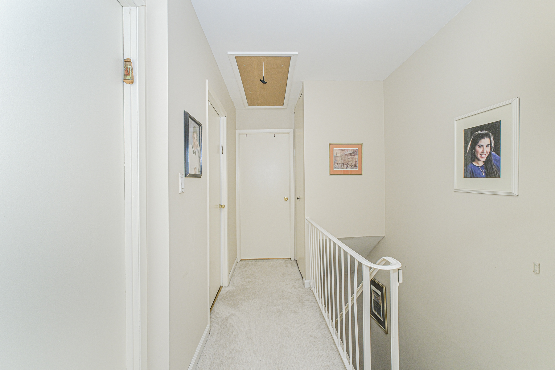 97 Dogwood Lane Staten Island, NY 10305 - Photo 18 of 22 a view of a hallway with wooden floor and entryway