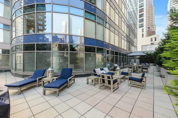 $650,000 | 250 East 54th Street, Unit 22B | Midtown East