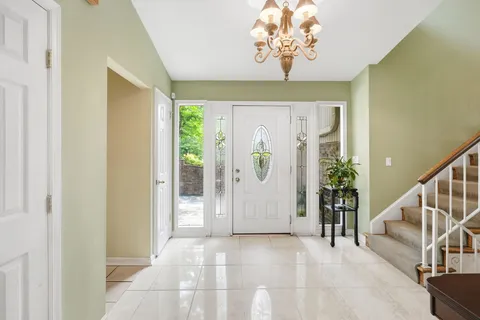 $1,295,000 | 9820 Conestoga Way, Potomac, MD 20854