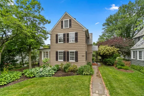 $625,000 | 322 St Dunstans Road, Baltimore, MD 21212