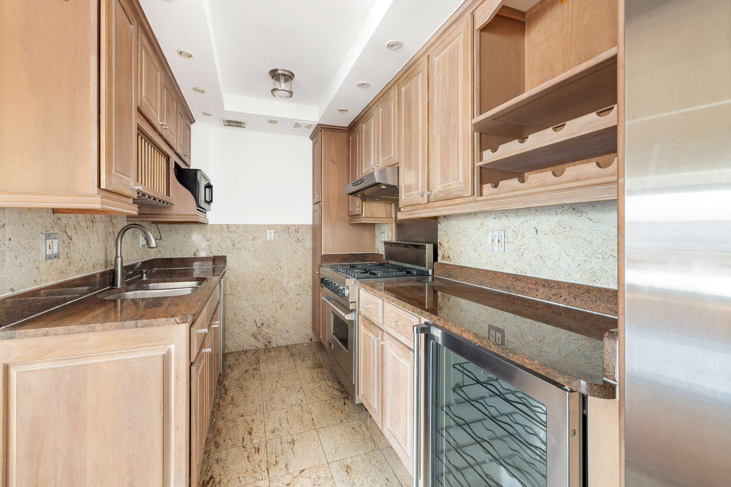 210 East 15th Street, Unit 10HJK Manhattan, NY 10003 - Photo 4 of 13 Gallery Image 4
