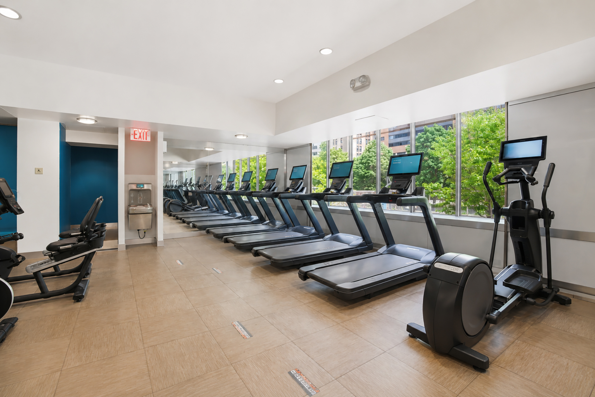 225 Rector Place, Unit 9T Manhattan, NY 10280 - Photo 8 of 15 Gallery Image 8