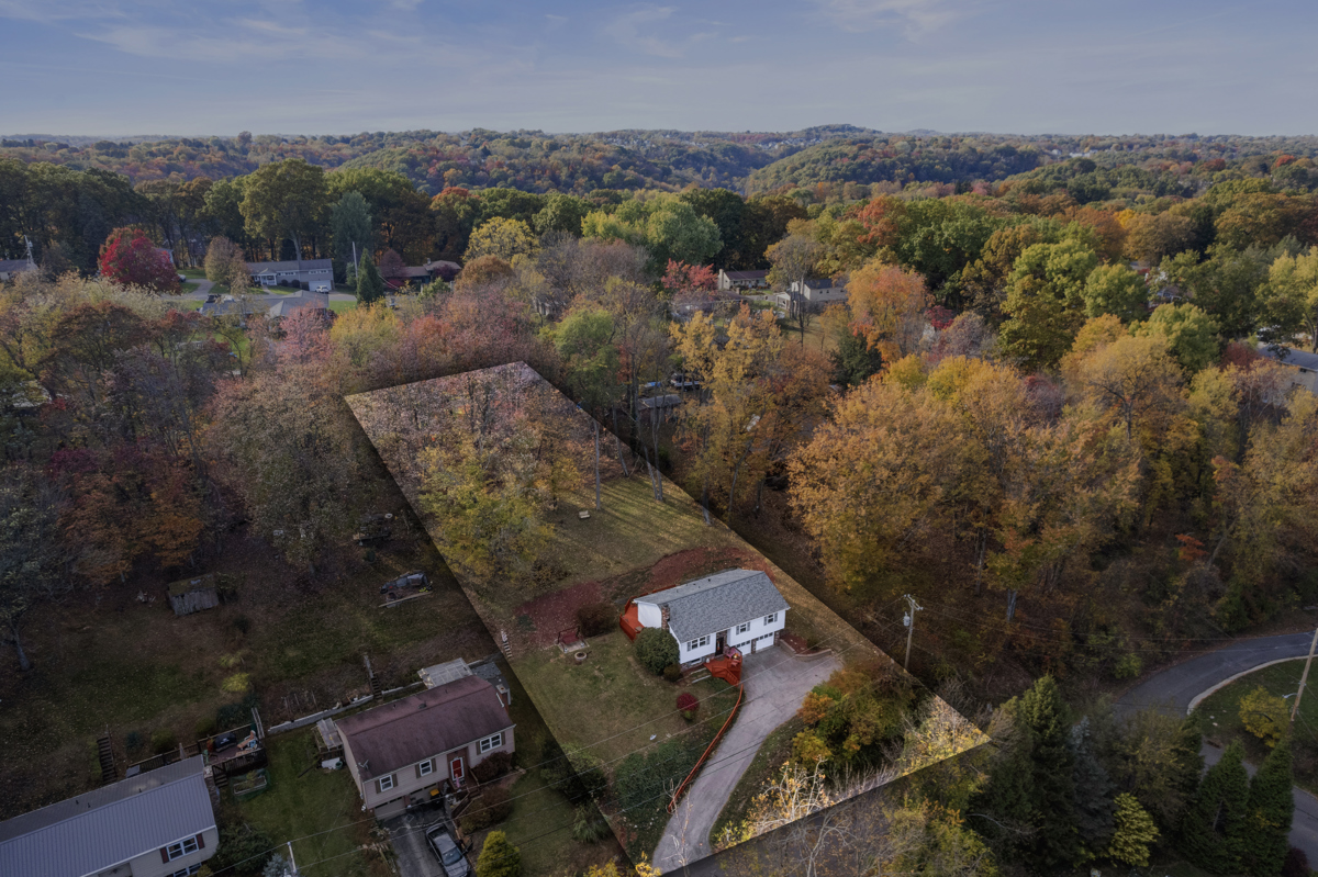 92 Buckhill Road Pittsburgh, PA 15237 - Photo 2 of 20 Gallery Image 2
