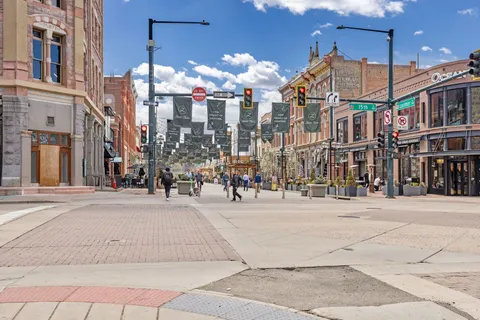 $600,000 | 1551 Larimer Street, Unit 2705, Denver, CO 80202