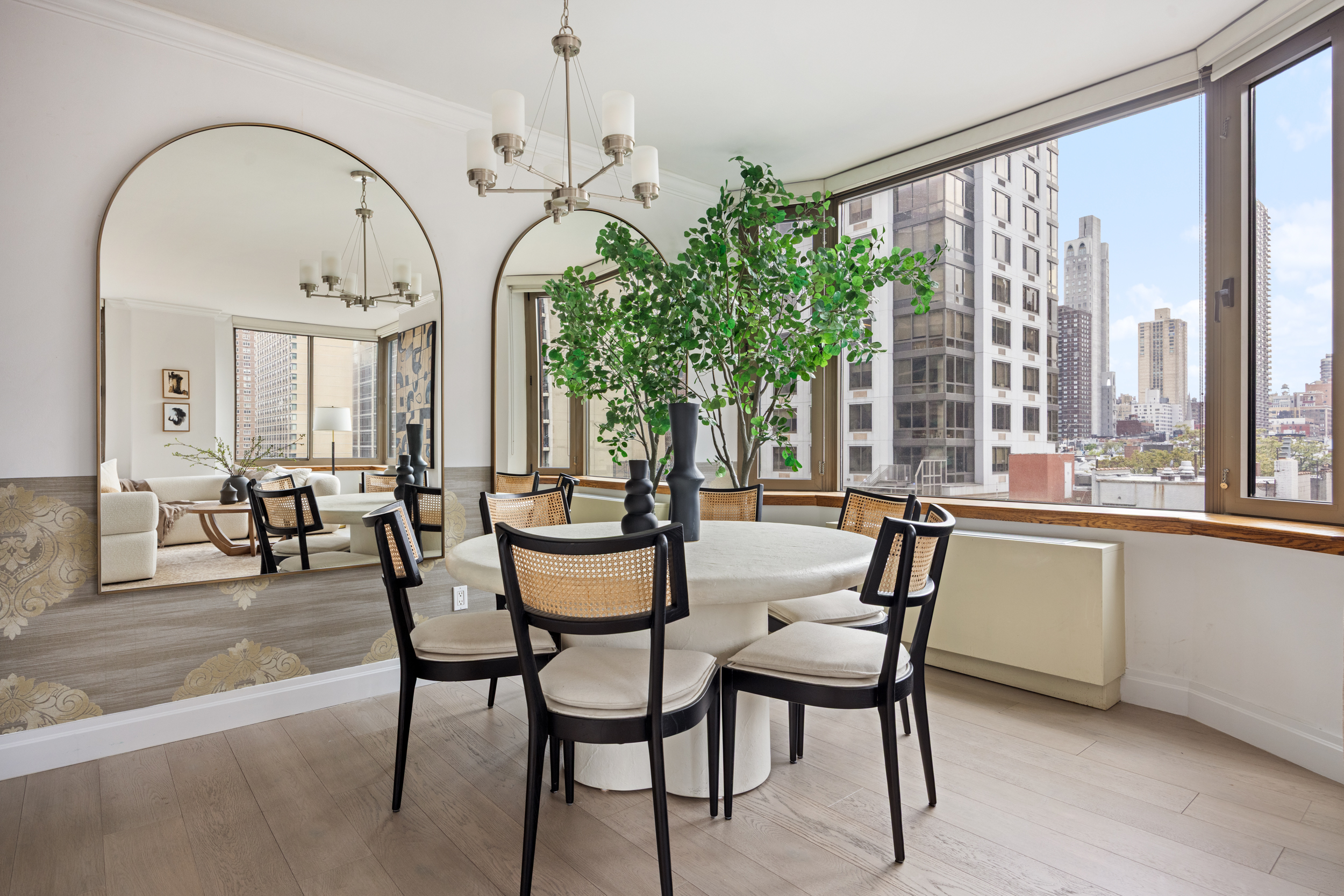 400 East 90th Street, Unit 7D Manhattan, NY 10128 - Photo 3 of 12