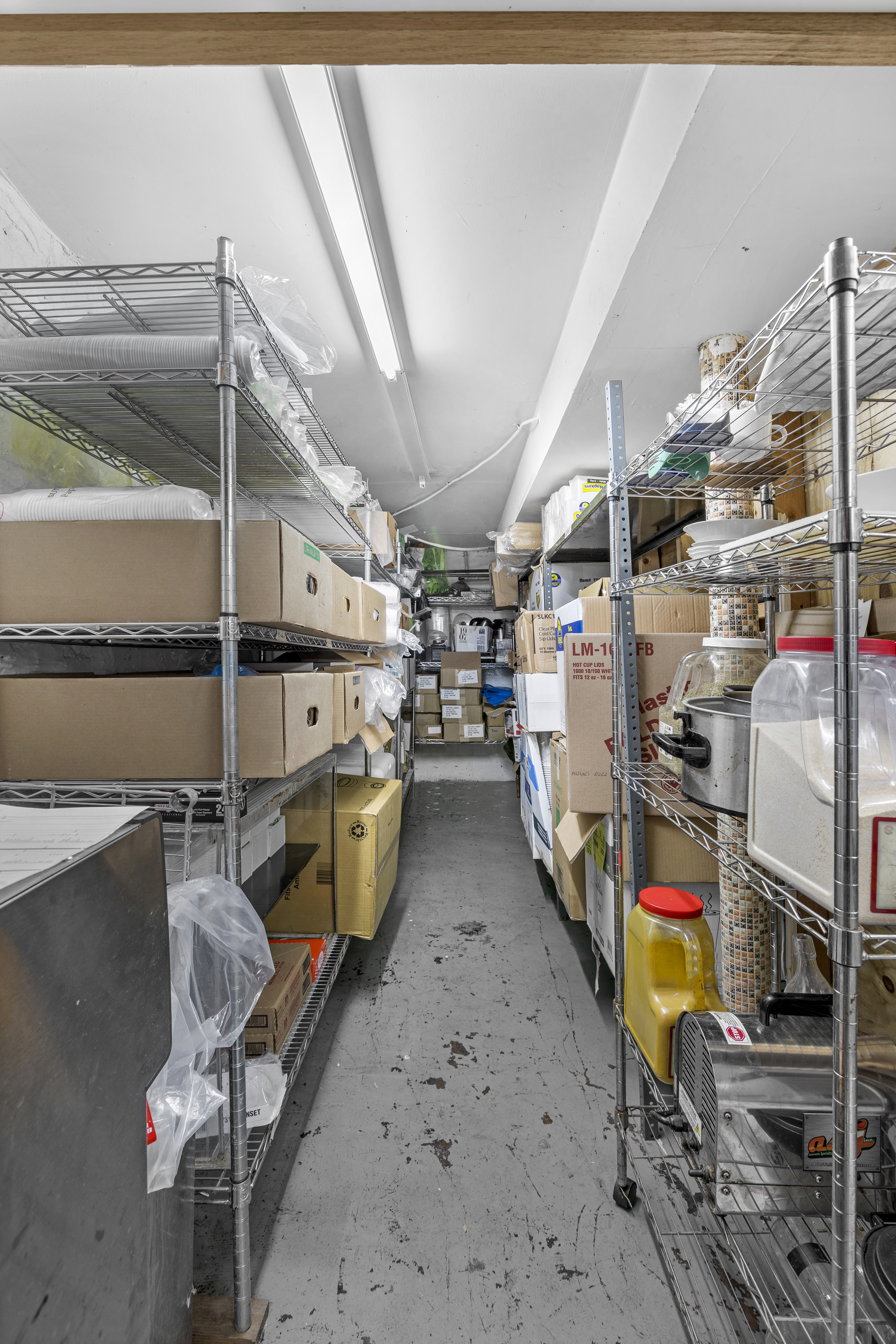 487 Seneca Avenue Queens, NY 11385 - Photo 11 of 19