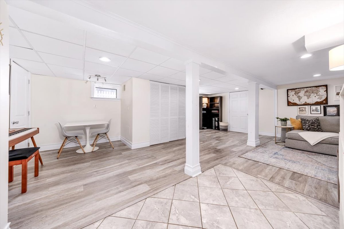 76 Fuller Road Weymouth, MA 02191 - Photo 19 of 26