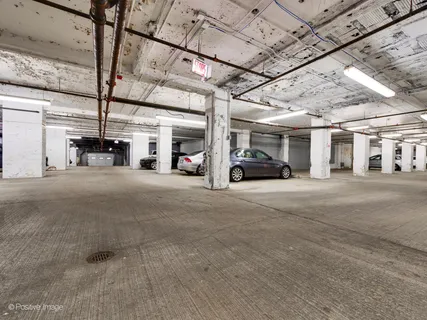 $250,000 | 212 West Washington Street, Unit 812, Chicago, IL 60606