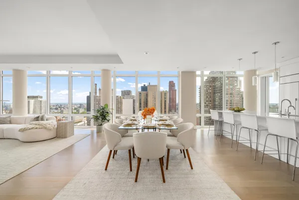 $5,995,000 | 1355 1st Avenue, Unit 26 | Lenox Hill
