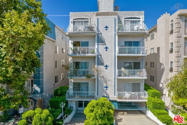$1,138,000 | 1915 Malcolm Avenue, Unit 301, Los Angeles, CA 90025