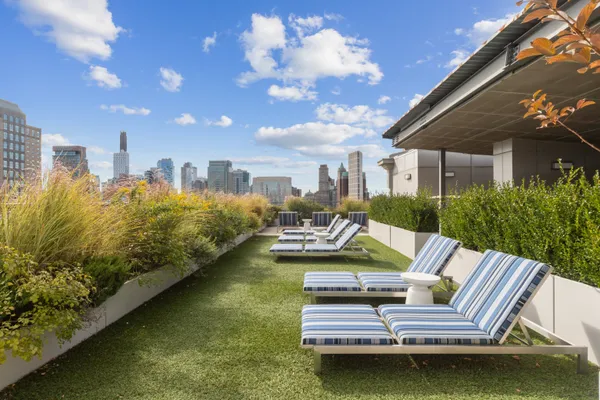 $8,000 | 70 Washington Street, Unit 4U | DUMBO
