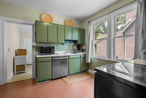 Contact Agent | 6002 Rhode Island Avenue, Riverdale, MD 20737
