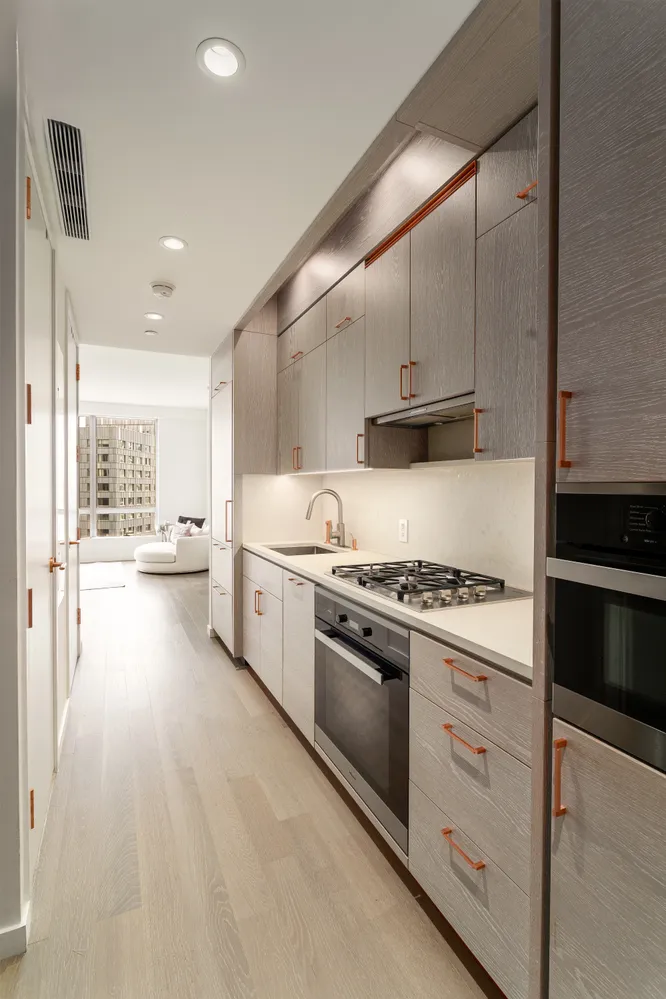 $985,000 | 1 City Point, Unit 26G | Downtown Brooklyn