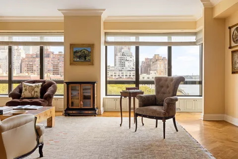 $3,750,000 | 530 East 76th Street, Unit 8CD | Lenox Hill