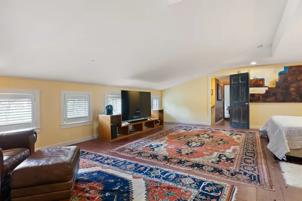 $1,195,000 | 21 Holly Lane, Wilmington, DE 19807