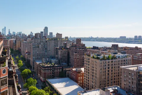 $26,880,000 | 211 West 84th Street, Unit PHWEST | Upper West Side