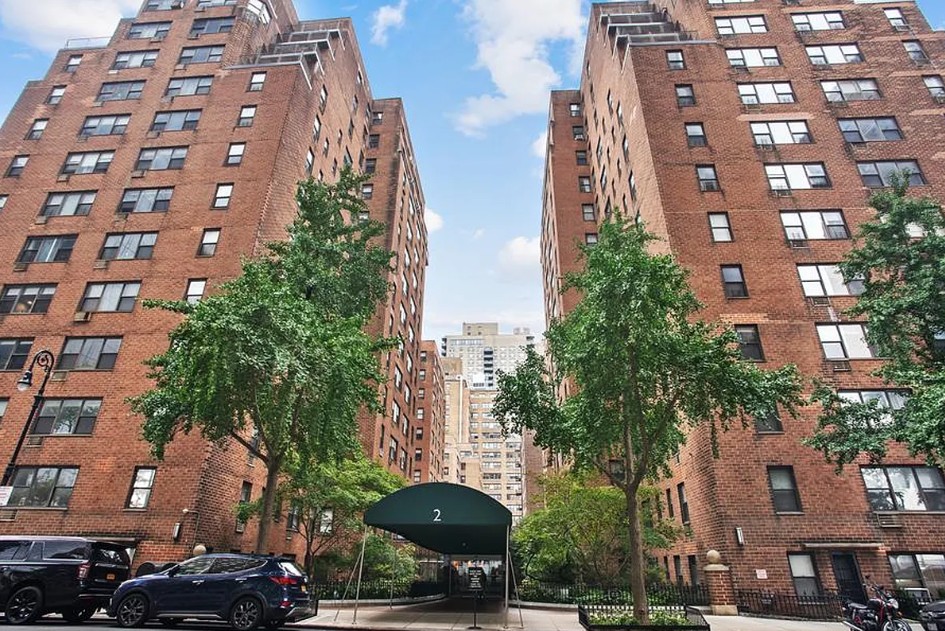 2 Tudor City Place, Unit 8DS Manhattan, NY 10017 - Photo 11 of 14 Gallery Image 11