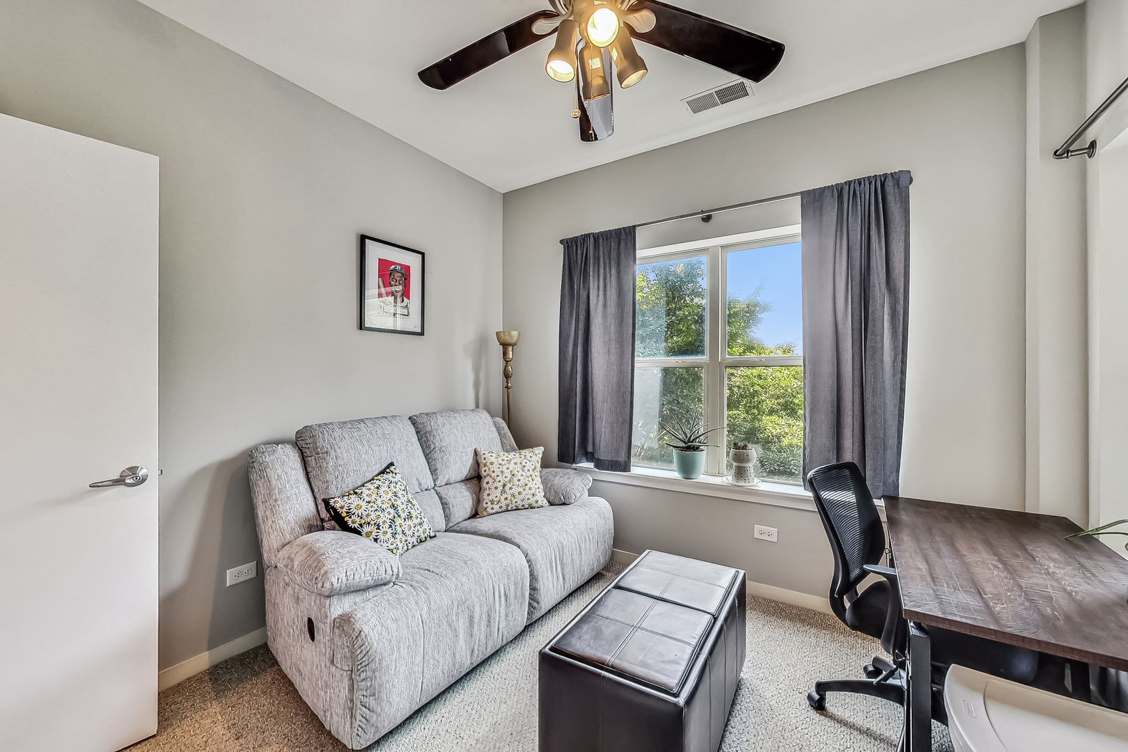 1155 West Roosevelt Road, Unit 304 Chicago, IL 60608 - Photo 29 of 35