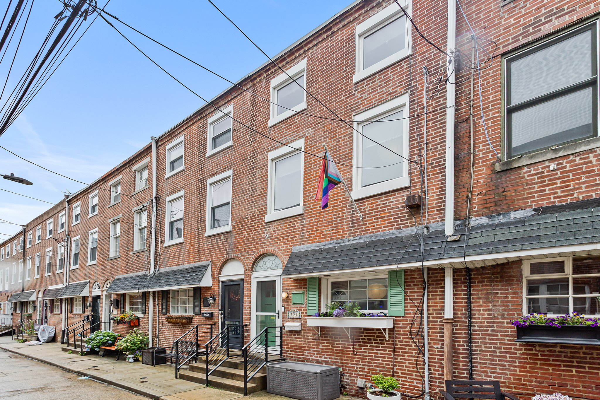 738 South Mildred Street Philadelphia, PA 19147 - Photo 2 of 31