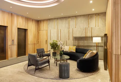 $3,150,000 | 30 East 62nd Street, Unit 4A | Lenox Hill