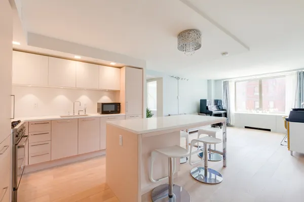 $7,750 | 101 West 87th Street, Unit 506 | Upper West Side
